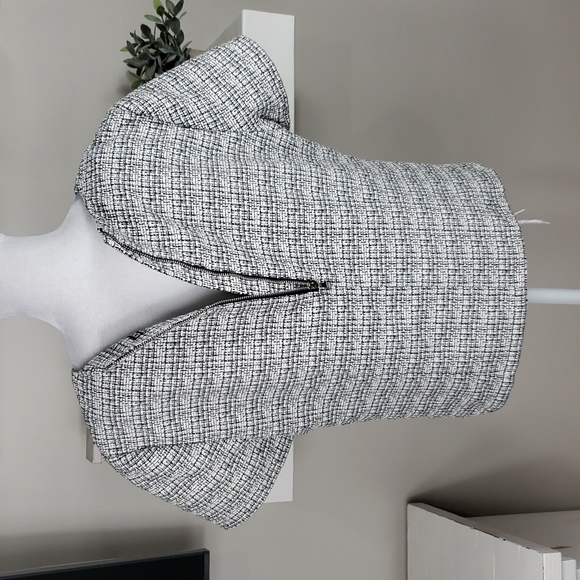 Express Short Sleeve Tweed Top - Picture 9 of 14